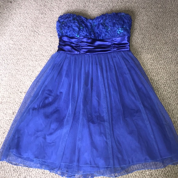 Blue formal dress - Picture 1 of 2